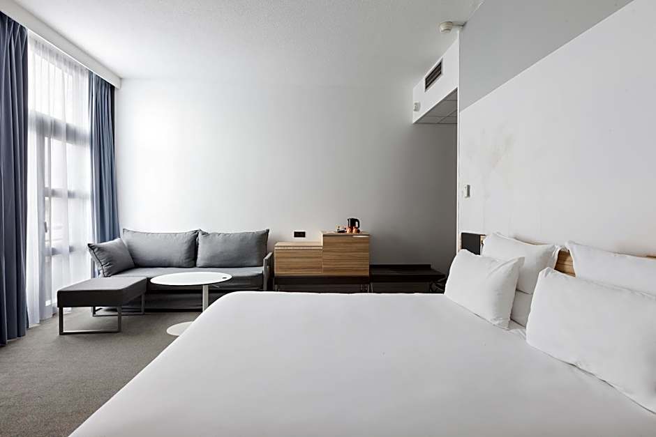 Photo 1 of 6 of Classic 2 Sofabeds