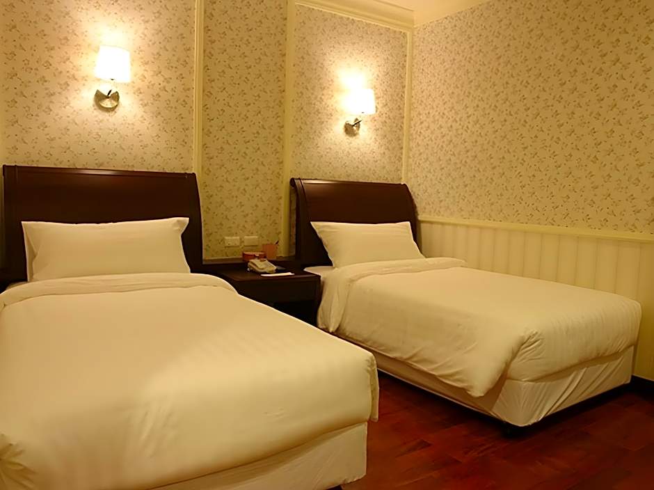 Aurum The River Place