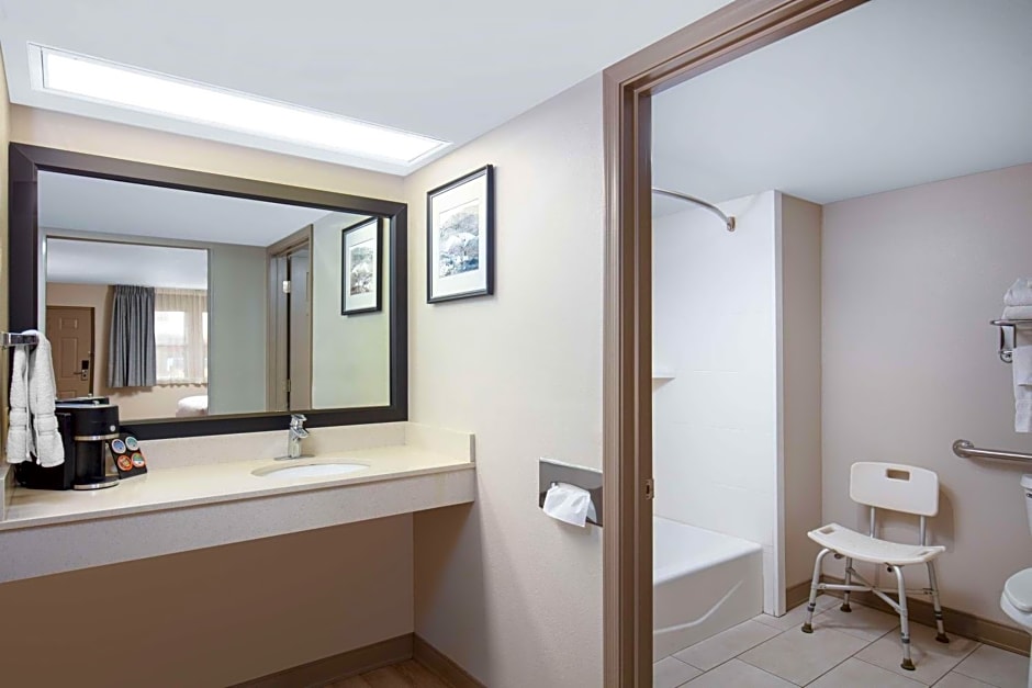 Best Western Plus King's Inn And Suites
