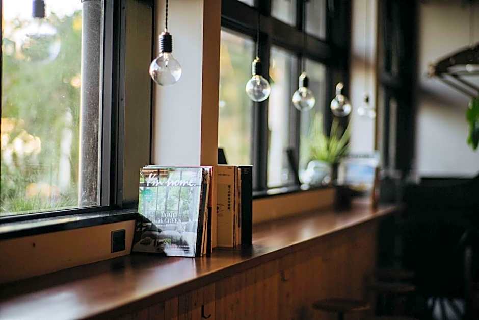FOLK FOLK Hostel, Cafe & Bar