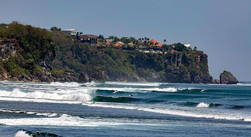 Lyvin Bingin Villas