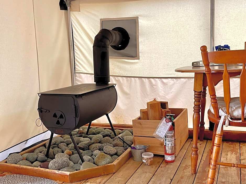 So Damn Lucky Glamping