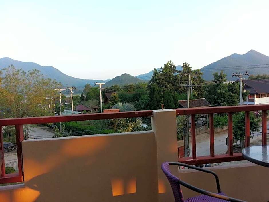 Chiangkhan See View Guest House