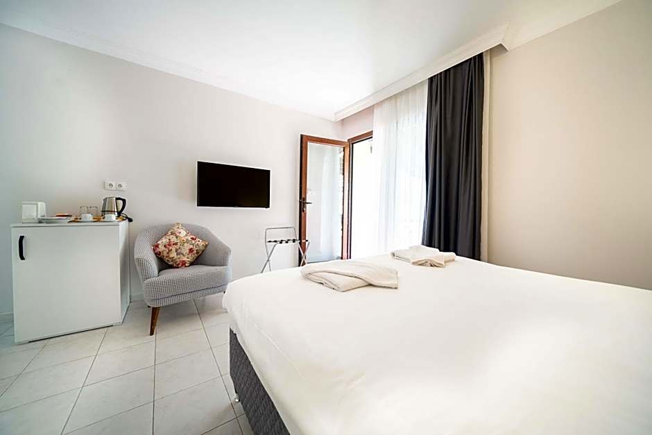 Dedeminn Garden Hotel