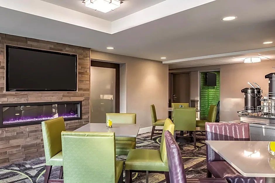 La Quinta Inn & Suites by Wyndham Columbia Jessup