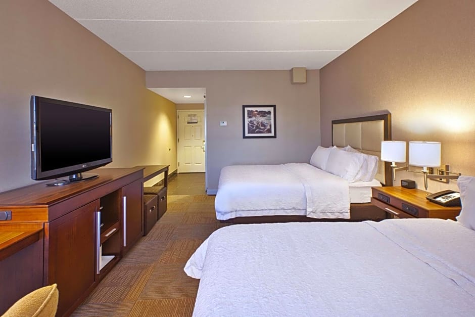 Hampton Inn By Hilton And Suites Providence/Warwick-Airport