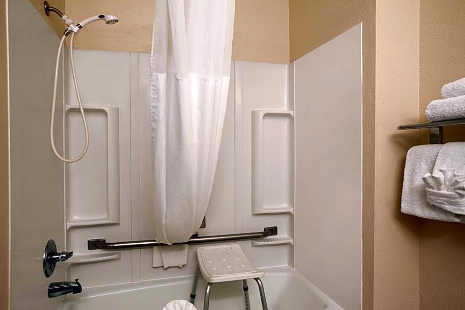 Days Inn & Suites by Wyndham East Flagstaff