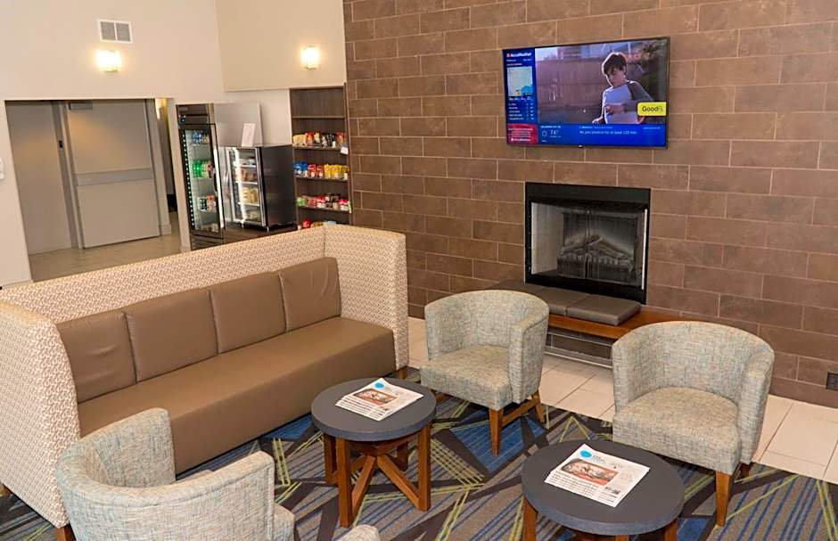 Holiday Inn Express Hotel & Suites Madison By IHG