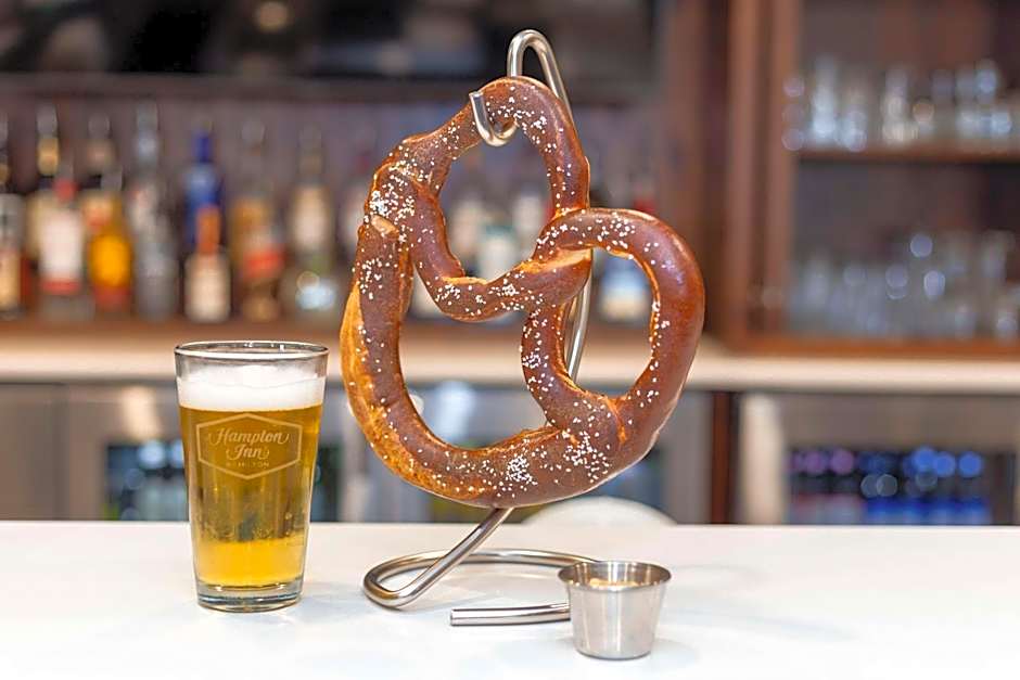 Hampton Inn By Hilton Madison, OH