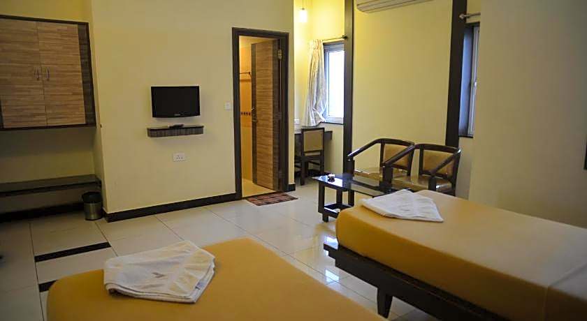 Vijey Hotels - Trichy Central