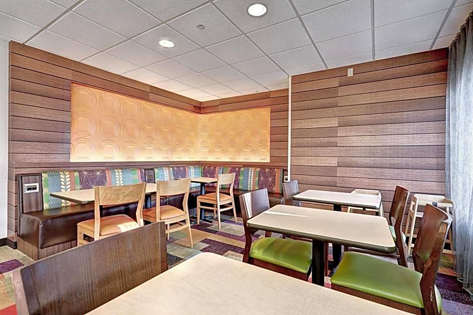 Fairfield Inn & Suites by Marriott Edison-South Plainfield