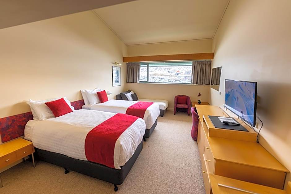 The Perisher Valley Hotel