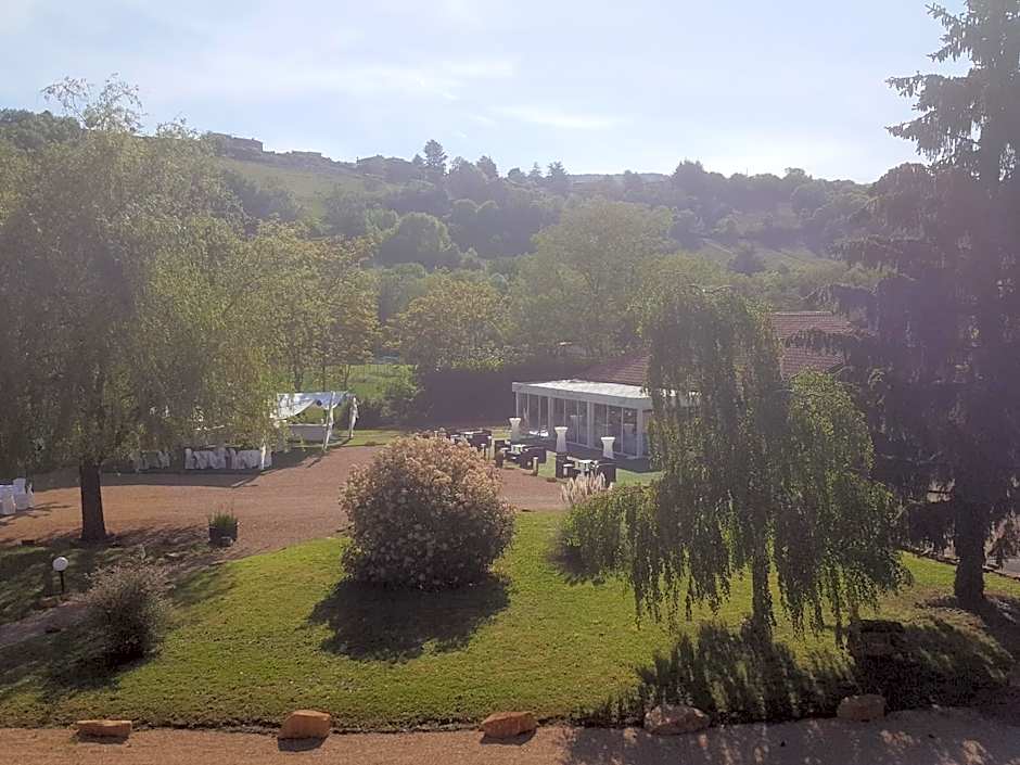 Hôtel Domaine des Pierres Dorées