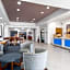 Holiday Inn Express Hotel & Suites Bedford By IHG