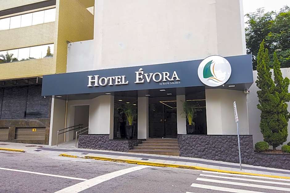 HOTEL ÉVORA By Rede Sagres