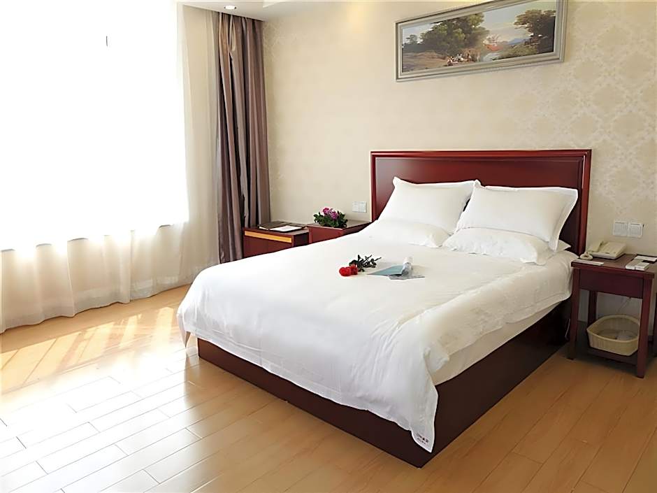 Greentree Inn Guangdong Huizhou South Railway Station Danshui Renmin Road Business Hotel