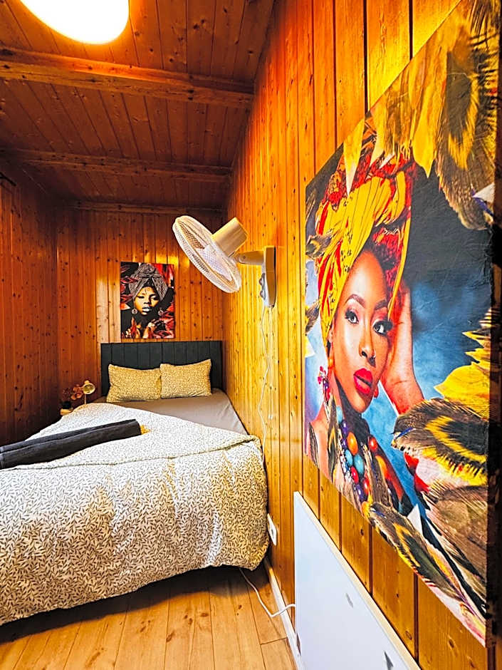 Budget Friendly Private Rooms with Garden