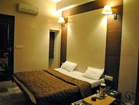 Super Deluxe Double Room