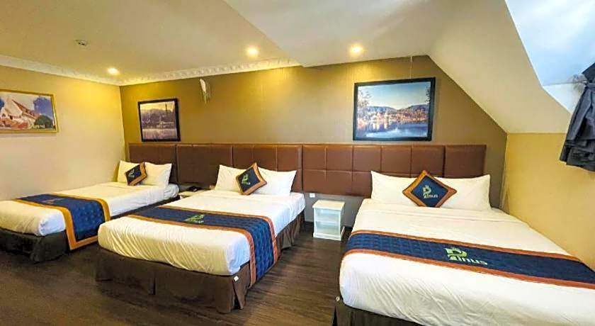 Pinus Hotel