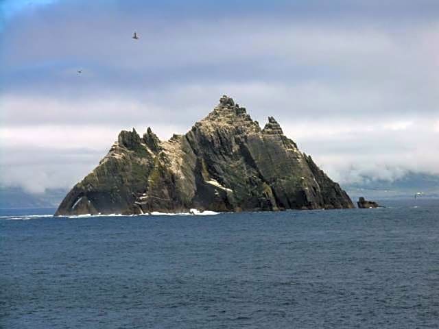 The Skellig Lodge & Hostel