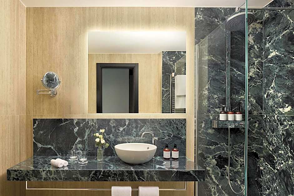 NH Collection Milano President