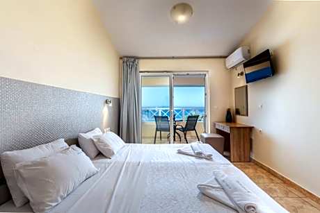 Superior Twin Room with Sea View