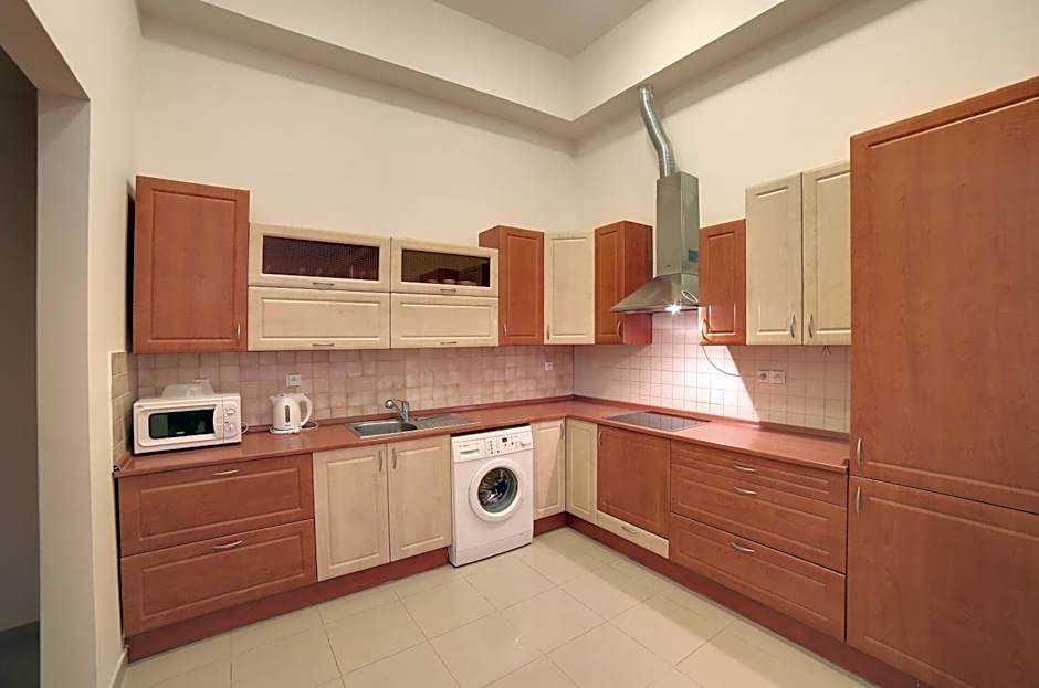 Slunecni Lazne Apartments