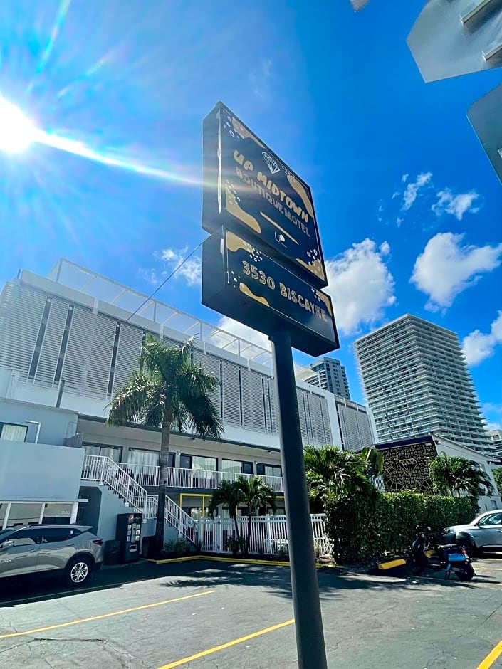 Up Midtown Hotel