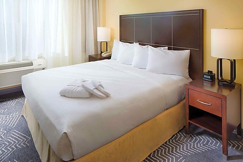 DoubleTree By Hilton Hotel Los Angeles/Commerce