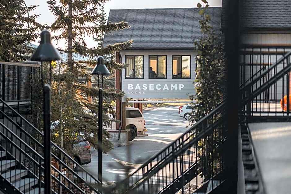 Basecamp Lodge Canmore