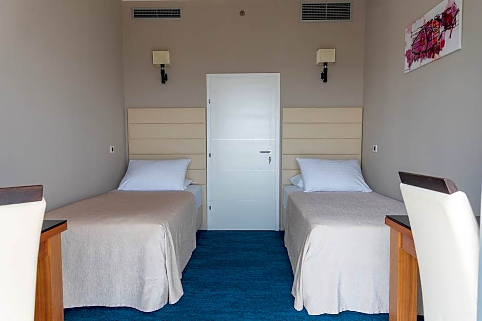 Hotel Lero