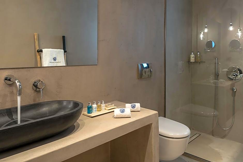 Sifnos House - Rooms and SPA