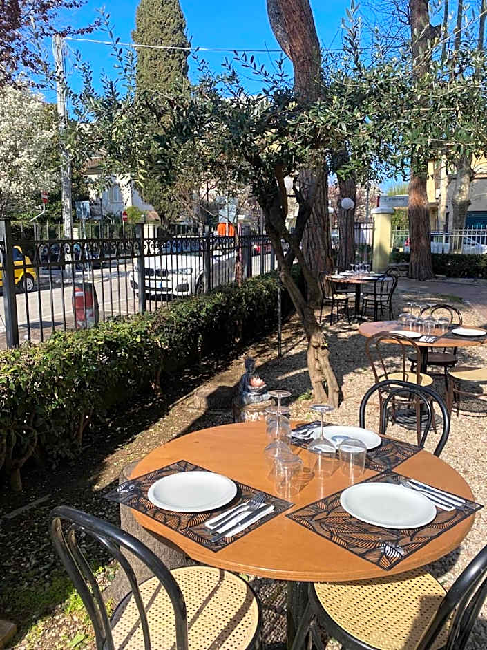 VILLA POZZI CATTOLICA HOTEL