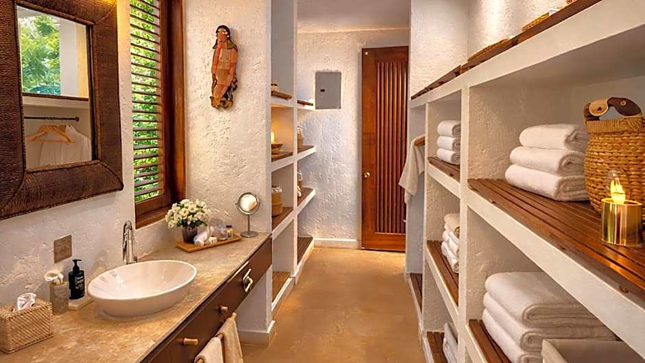 Hotel Acantilado de La Tierra by On vacation
