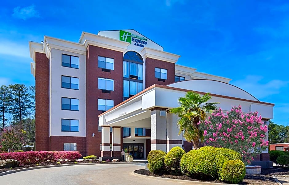 Holiday Inn Express Hotel & Suites Birmingham - Inverness 280 By IHG
