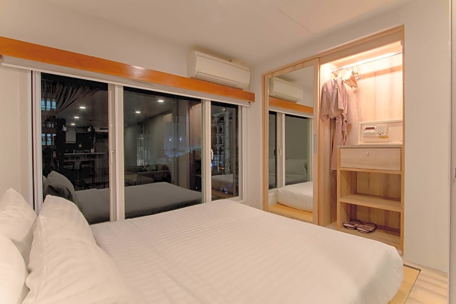 The Residence Rajtaevee Hotel