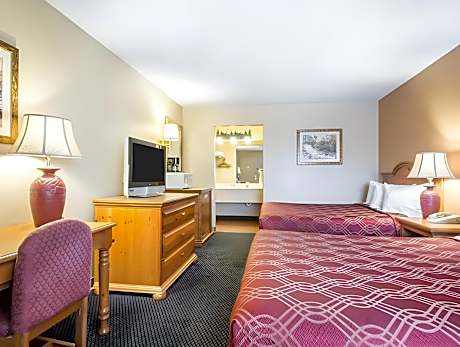 Double Room with Two Double Beds - Non-Smoking