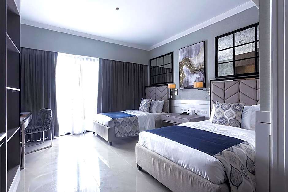 Photo 1 of 5 of Premier Suite, Balcony