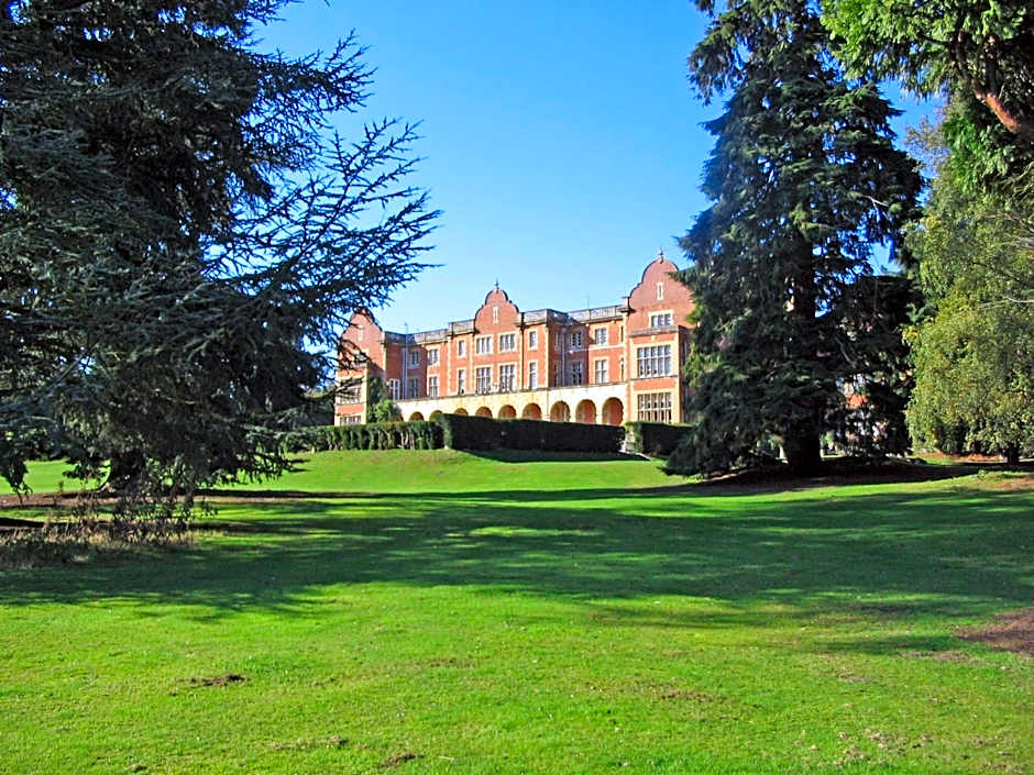 Easthampstead Park