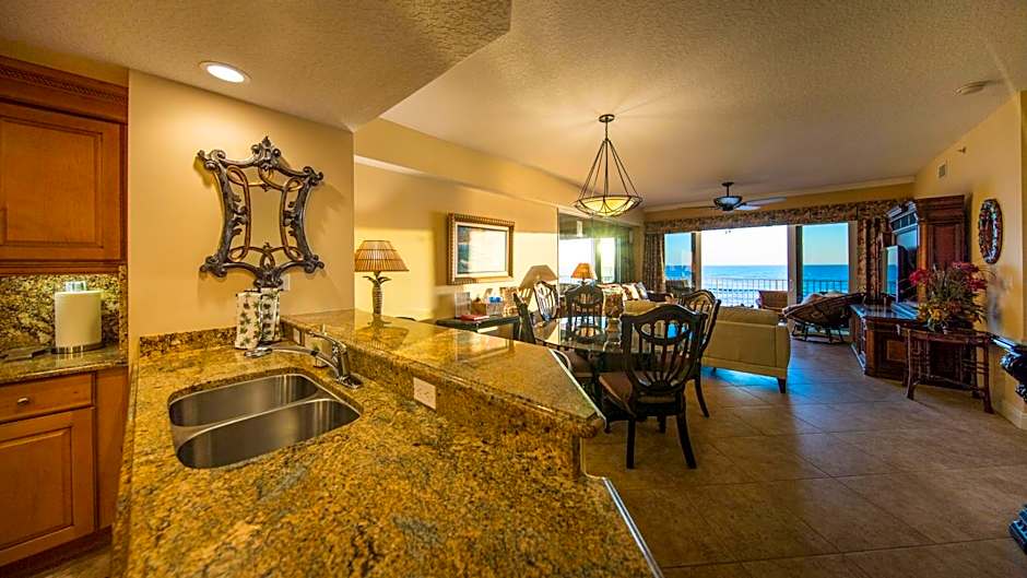 Family Friendly - Direct Oceanfront Sanibel 303