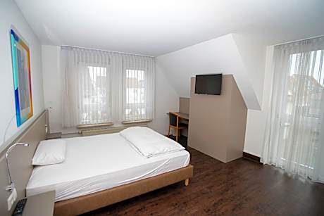 Comfort Single Room - Non-Smoking