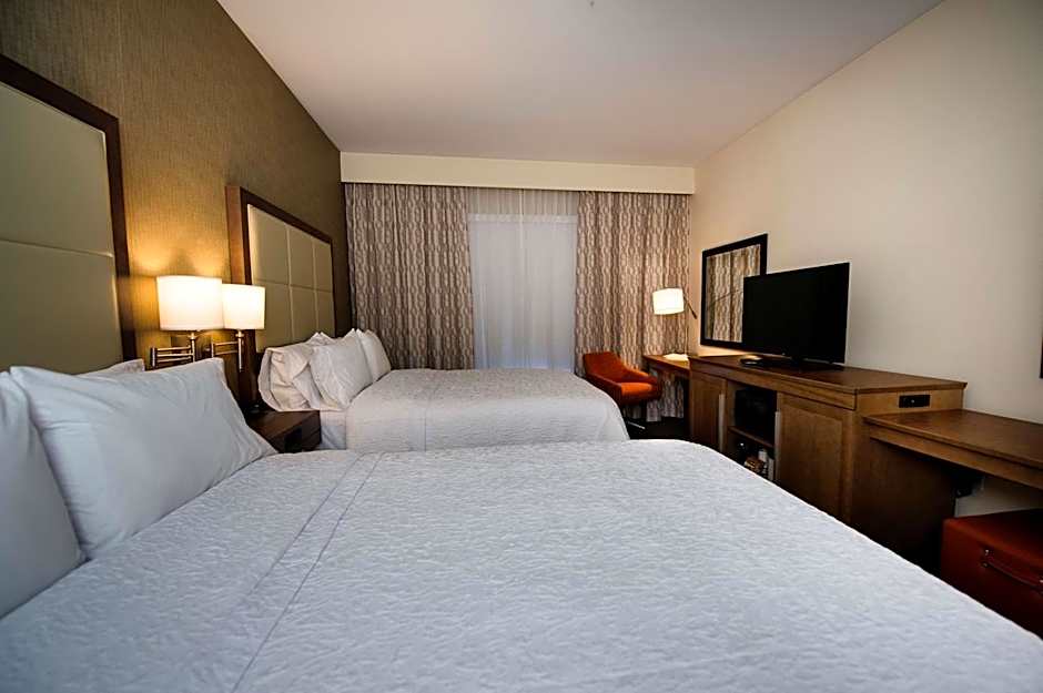 Photo 1 of 5 of 2 Queen Beds