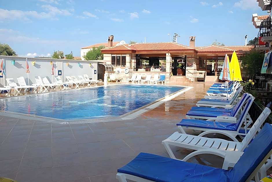 Magic Tulip Beach Hotel