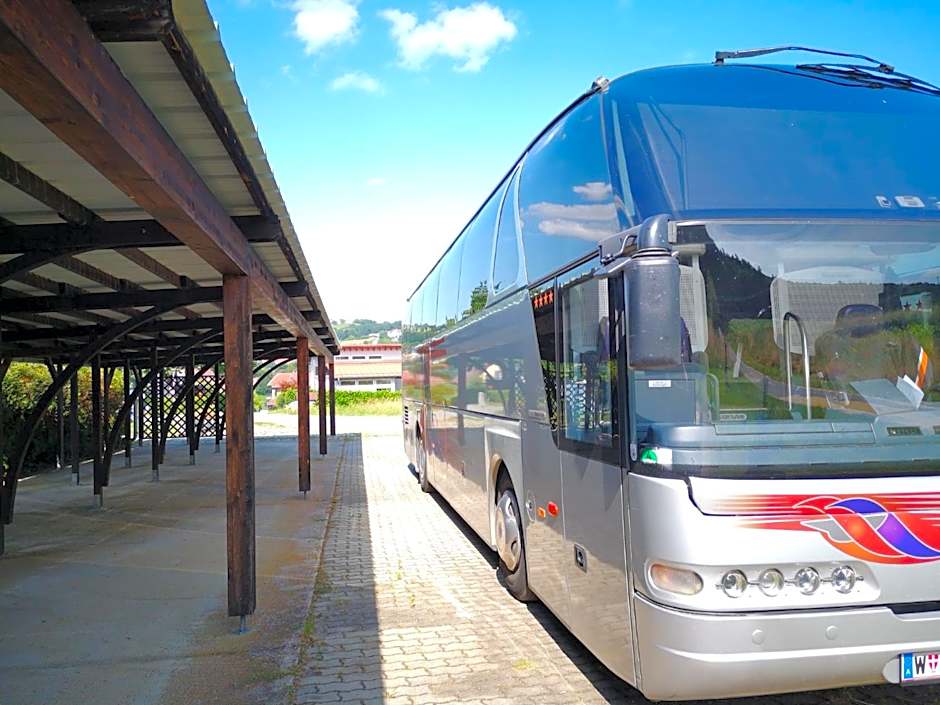 Aparthotel "Goldener Hahn Apartments"