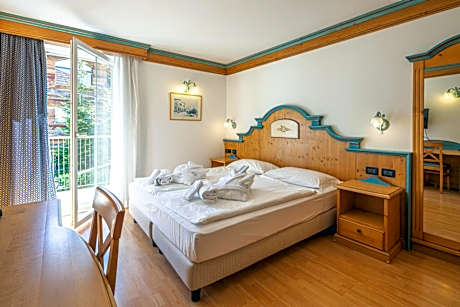 Comfort Double or Twin Room