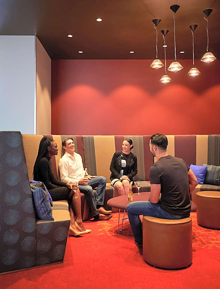 Holiday Inn Express Sydney Macquarie Park By IHG