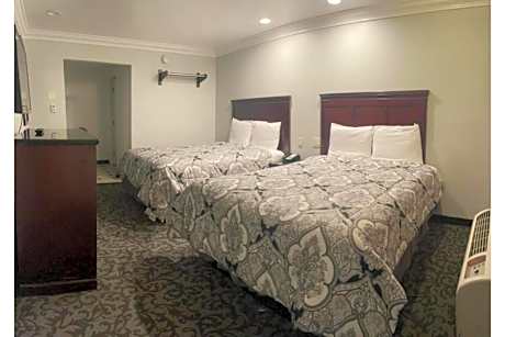 2 Queen Beds Non-Smoking