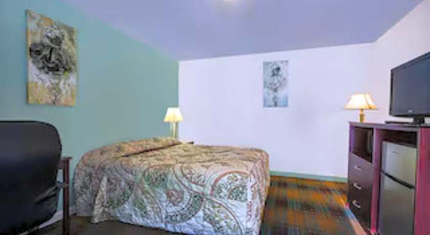 Travelers Inn by OYO Beaver, Hwy 19