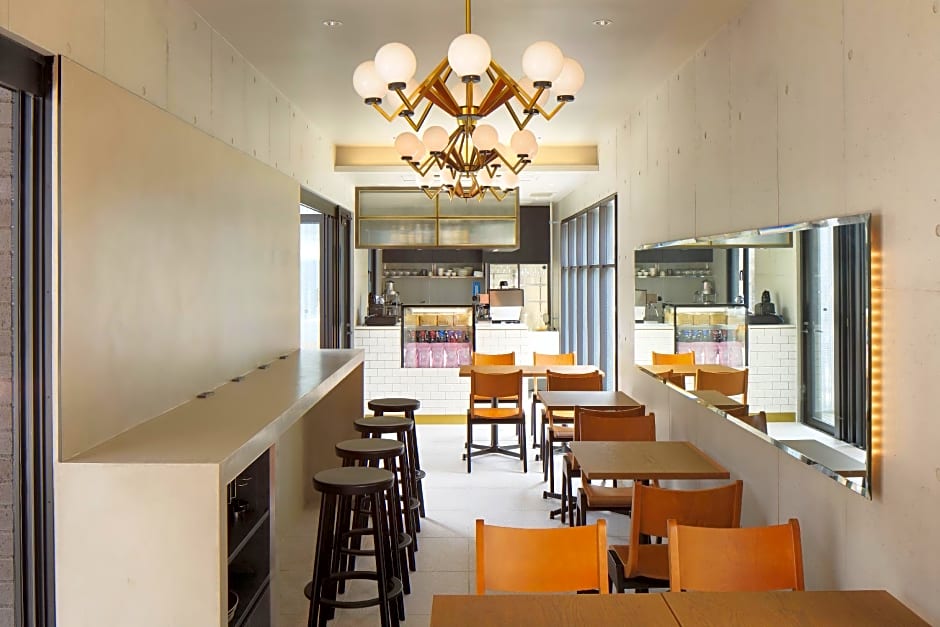 HOTEL CEN