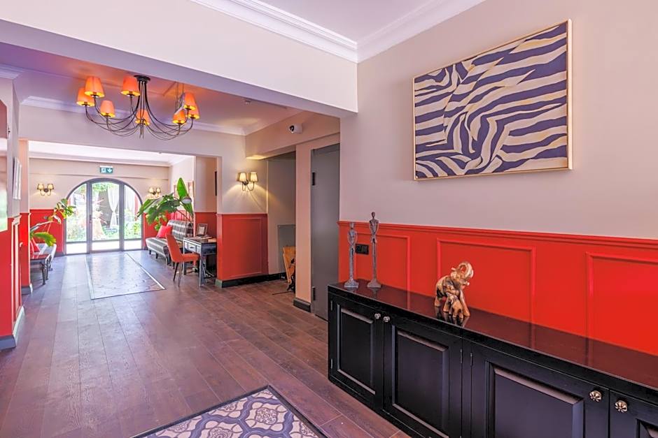 Lill Maison Hotel & City Club